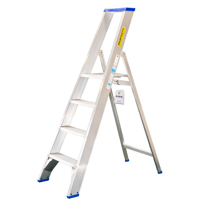 Escabelle professionnelle 4 marches hauteur plate forme 1 m SOLIDE modèle PT-04 Escabelle professionnelle 4 marches hauteur plate forme 1 m SOLIDE modèle PT-04